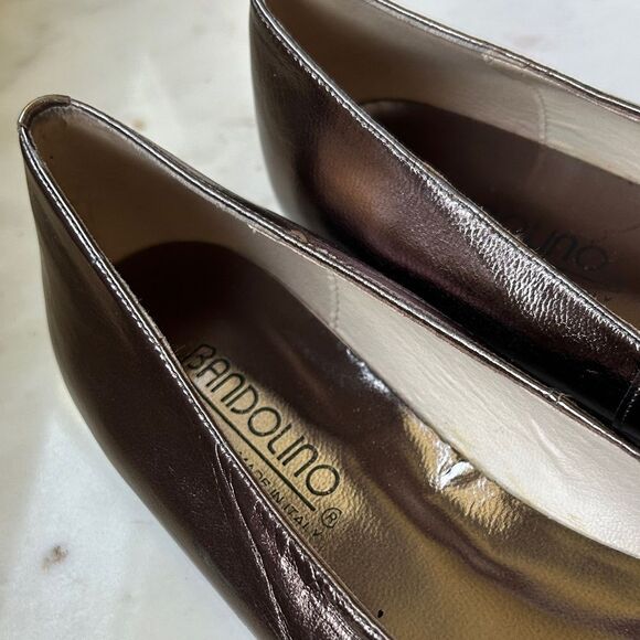 New Y2K Bandolino Metallic Bronze Silver leather Women's Flats 8N - Picture 2 of 7
